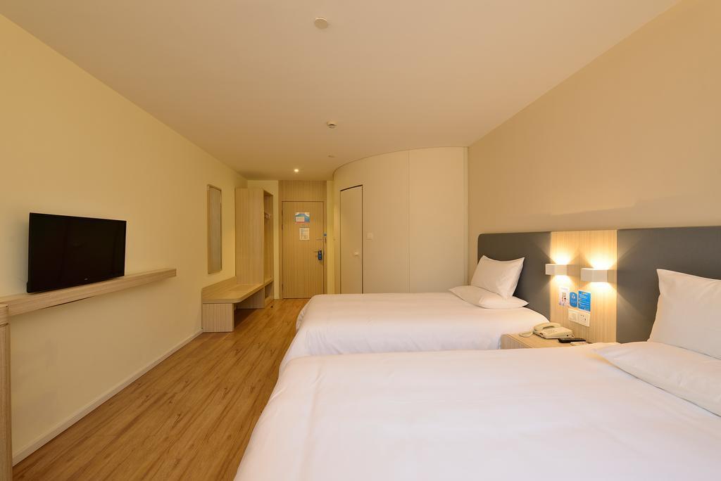Hanting Hotel Shanghai Zhenping Rd Exterior photo